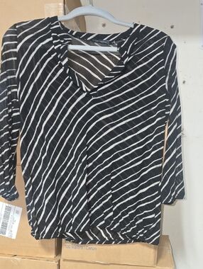 The Limited Black and White Diagonal Stripe V-Neck Long Sleeve Top